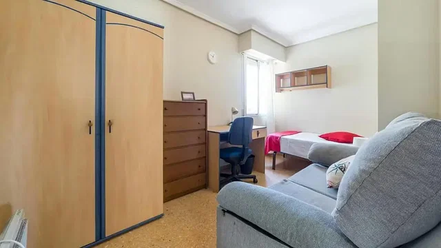 Хол