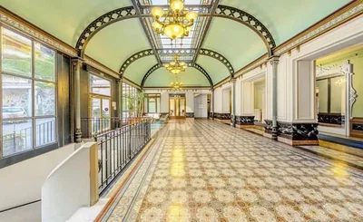 Salon
