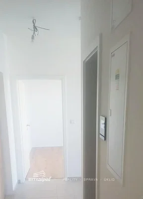 أخرى