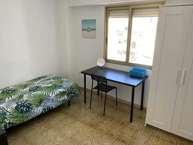 Хол