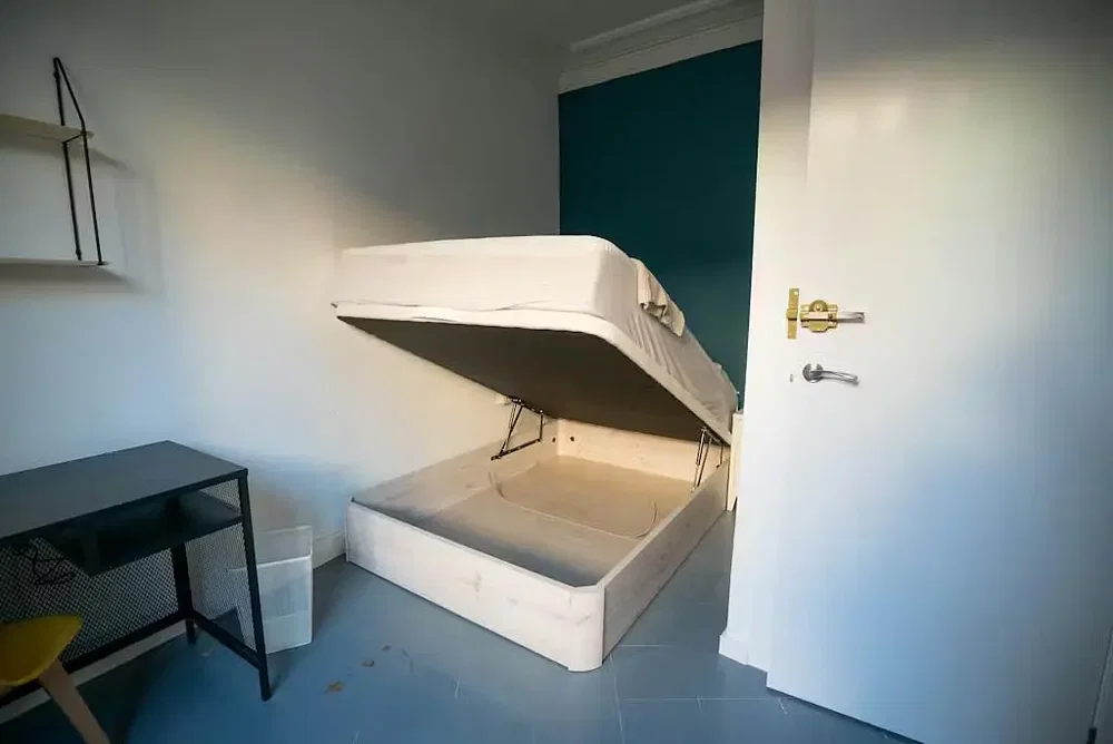Хол