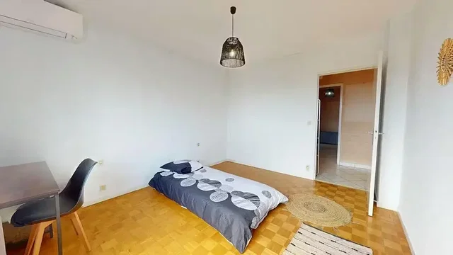 Хол
