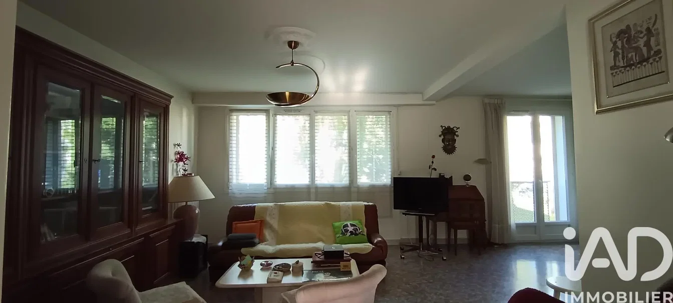 Oturma odası