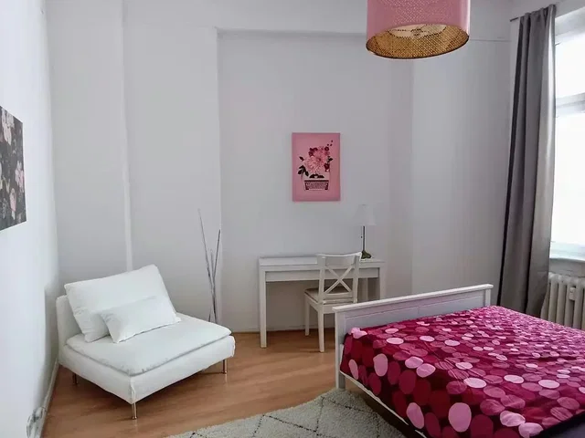 Хол