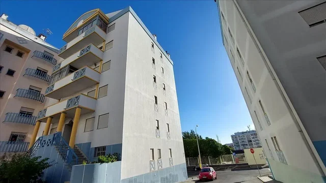 Хол
