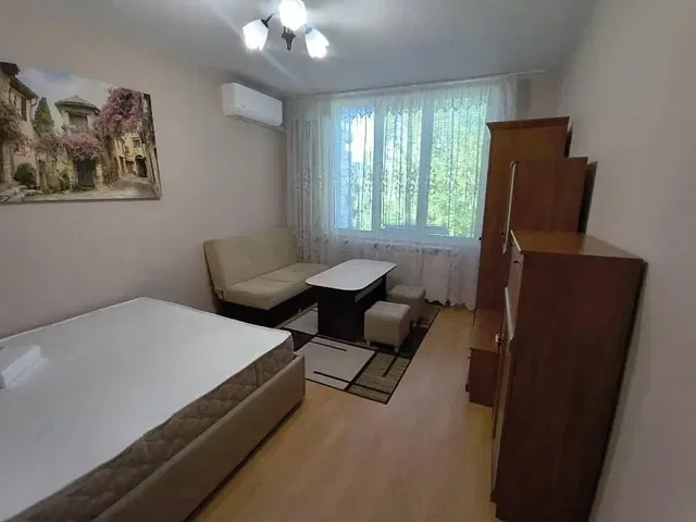 Хол