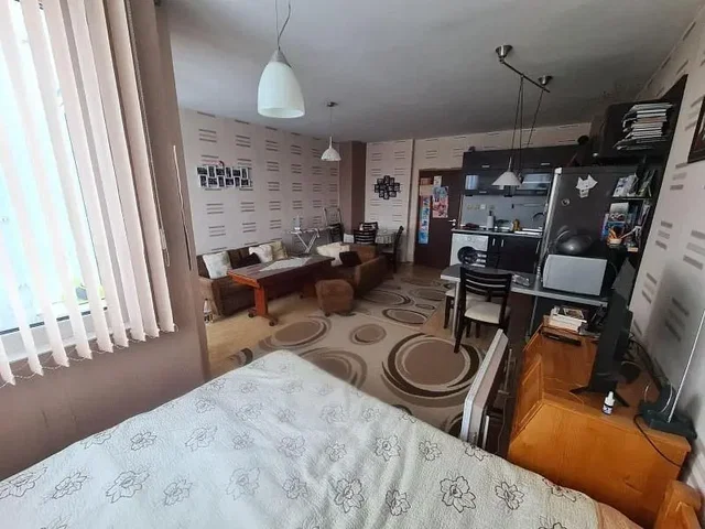 Хол