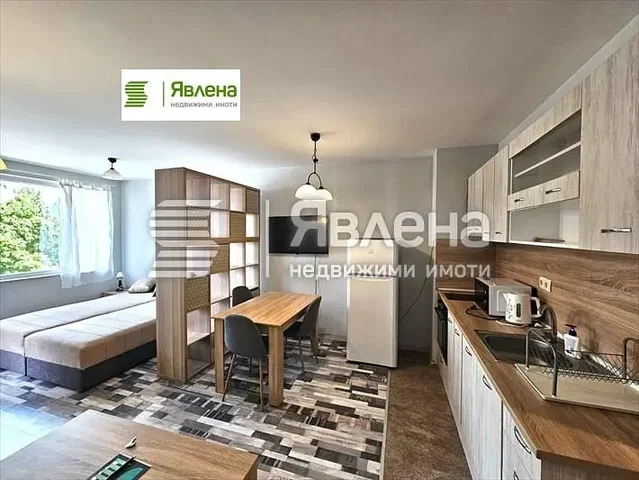 Хол
