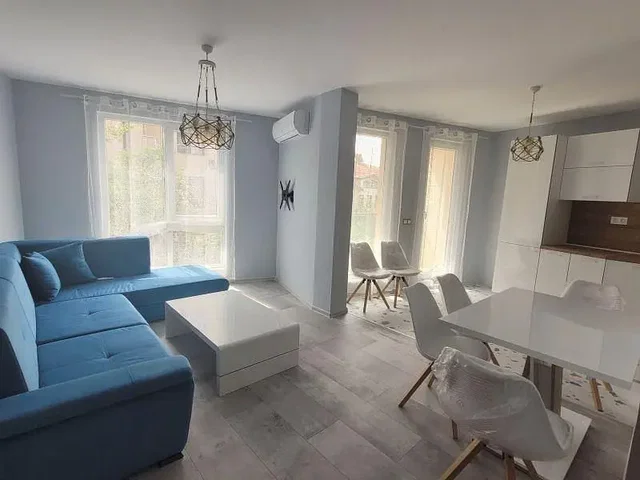 Хол