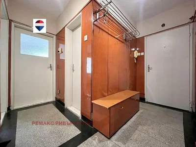 Хол
