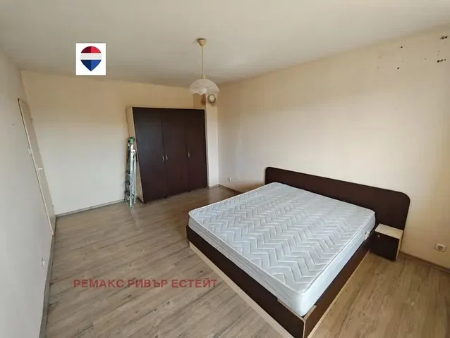 Хол