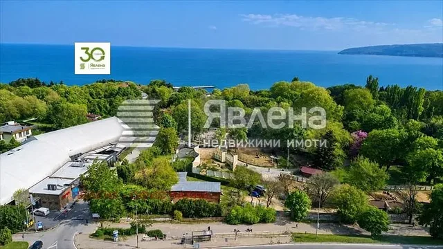 Хол