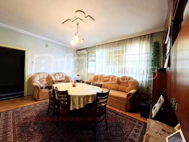 Oturma odası