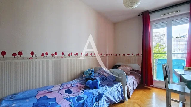 Хол