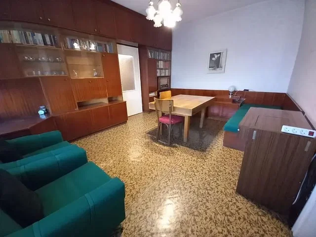 Хол