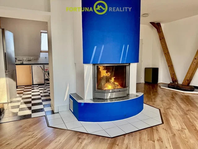 أخرى