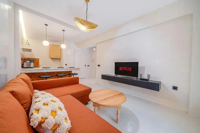 Хол