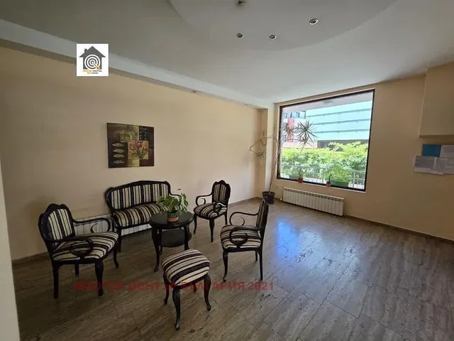 Хол