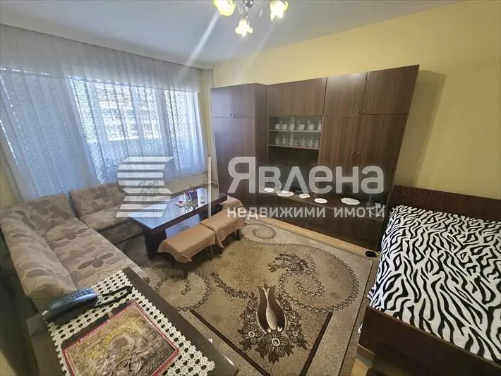 Дневна соба