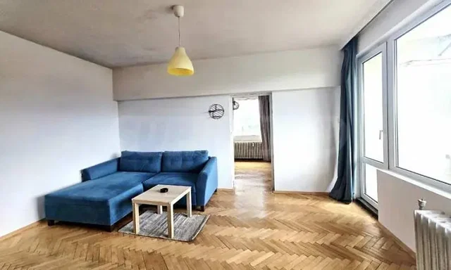 Хол