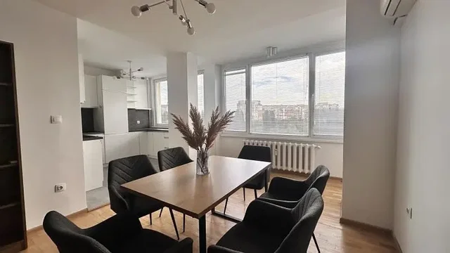 Хол