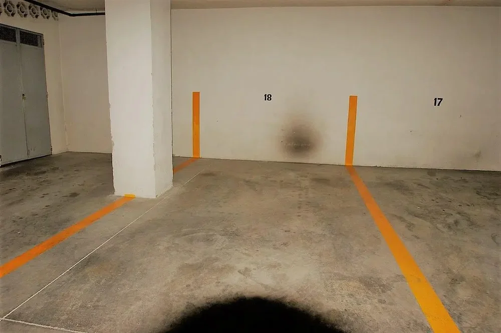 أخرى