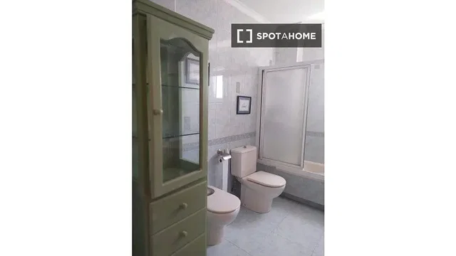 Хол