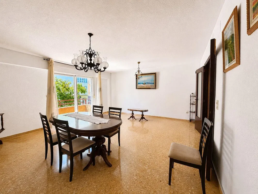 Хол