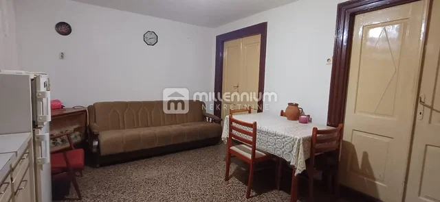 Хол