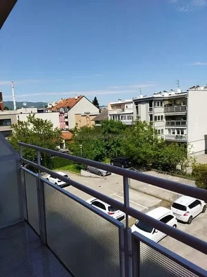 Хол