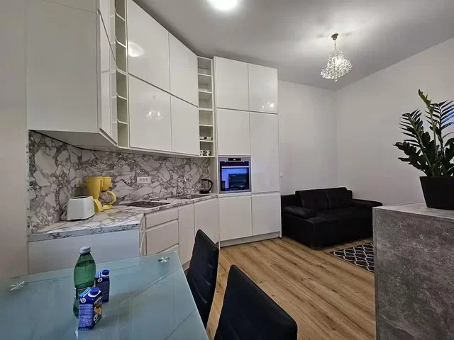 Хол