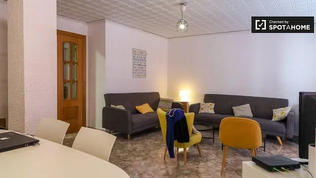 غرفة معيشة