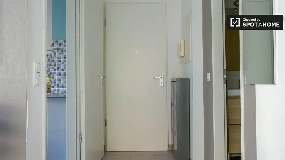 Хол