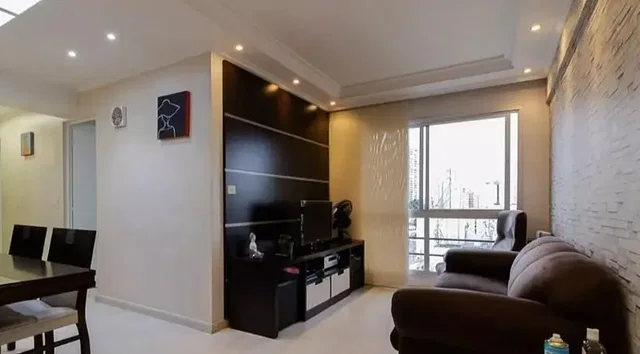 أخرى