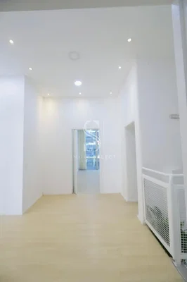 أخرى