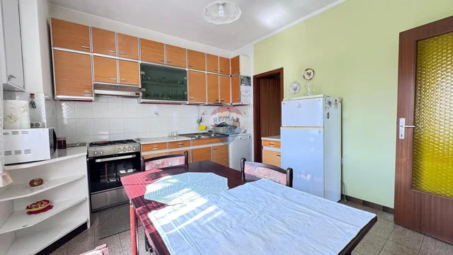 Хол