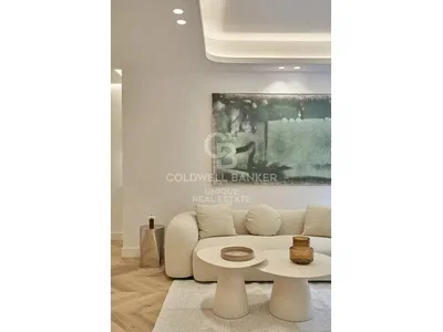 Хол