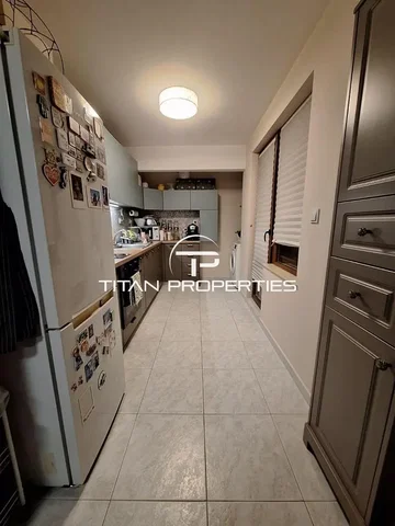 Хол