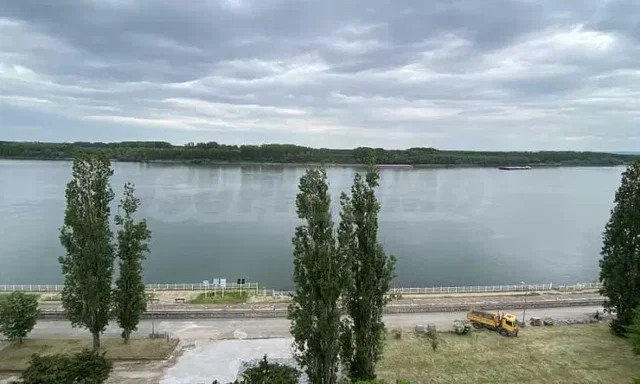 Хол