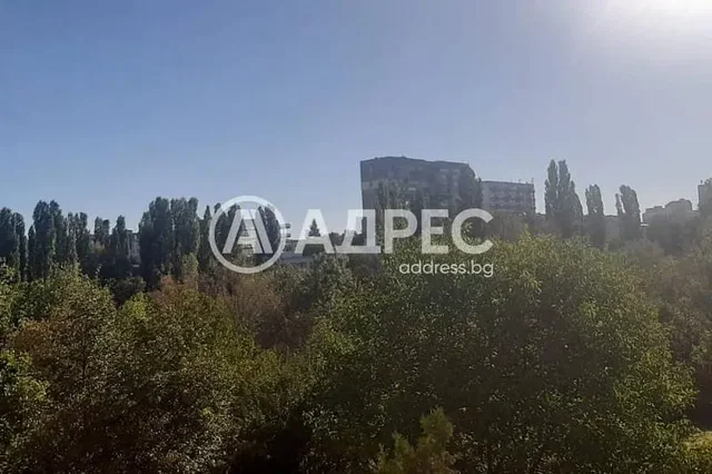 Хол