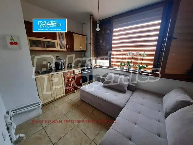 Хол