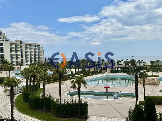 Хол