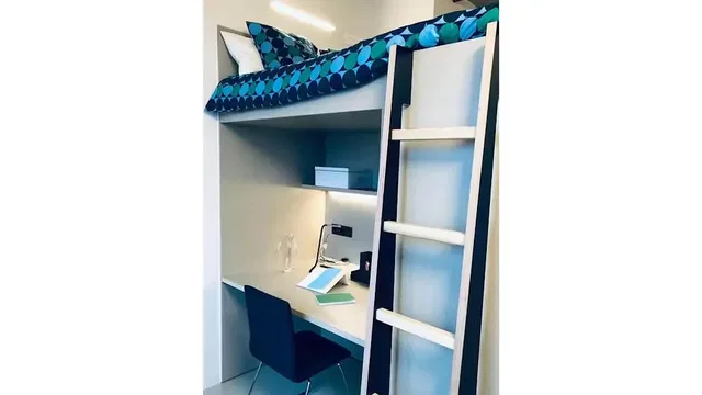 Хол