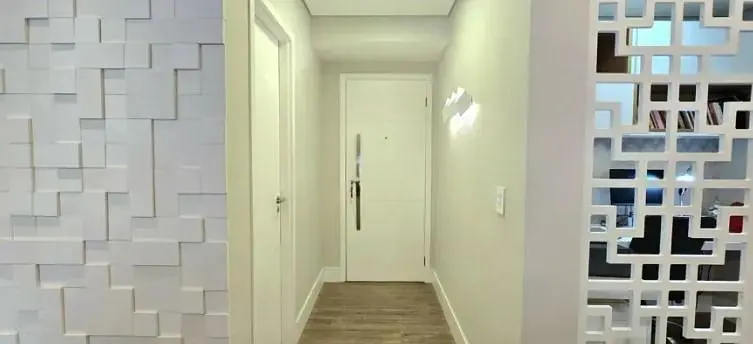 أخرى