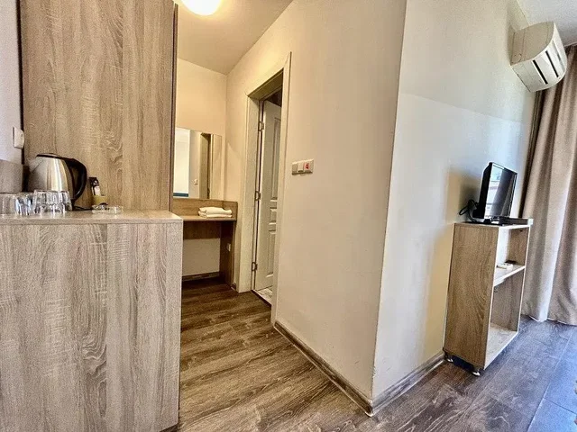 Хол