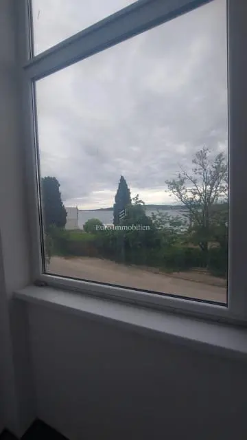 Хол