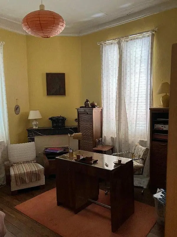 Salon