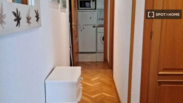 Хол