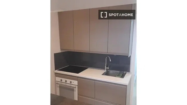 Хол
