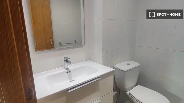 Хол